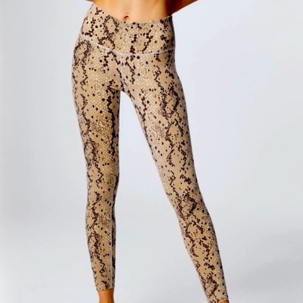 VARLEY Tan Mojave Snake Century High Waist 7/8 Legging Active Workout‎ Size XS